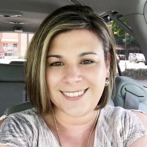 Meet your Posher, Lara